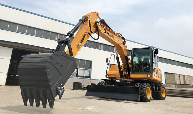 How to maintain a wheeled excavator